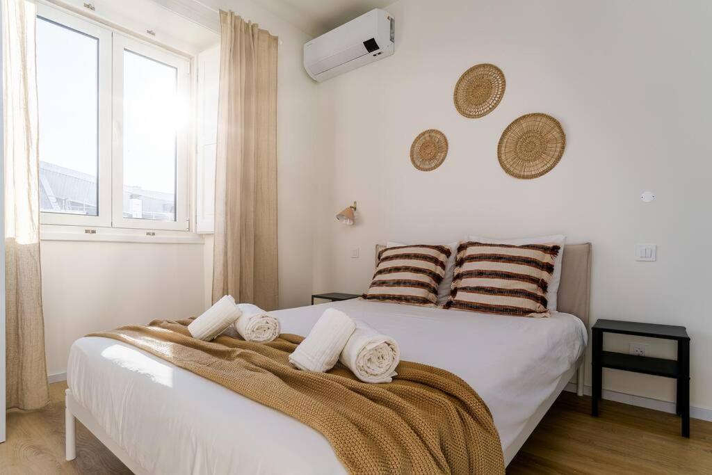 Modern & Bright - Faro Mercado Apt 22 Exterior photo